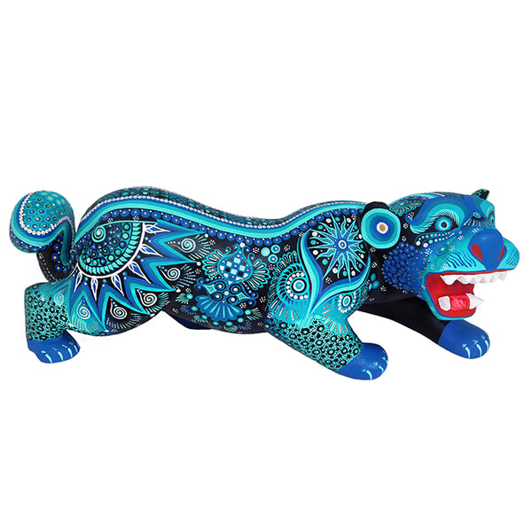 Cesar Melchor: Turquoise Jaguar Woodcarving