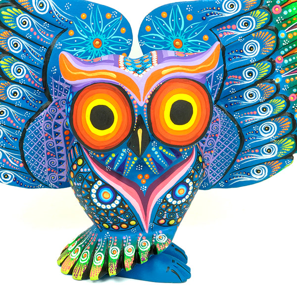 Cesar Melchor: Night Sky Owl Woodcarving