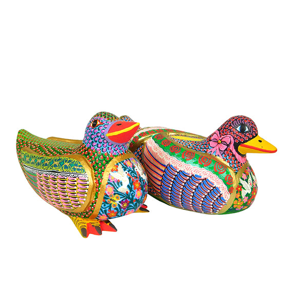 Maria Jimenez: Duck Woodcarving