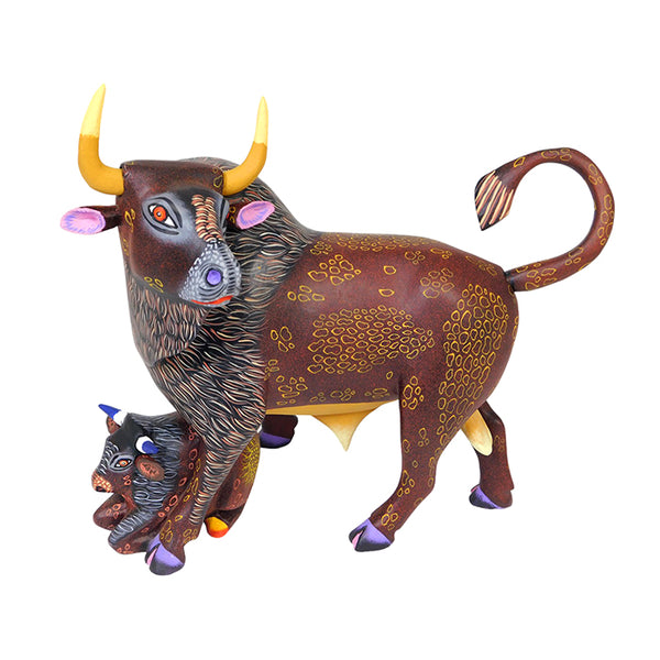 Eleazar Morales: Protective Bull & Calf Woodcarving