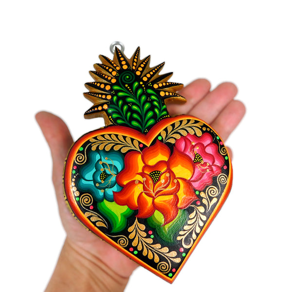 Fabian Family: Embroidery Heart Woodcarving