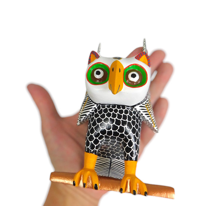 Flor & Abad Xuana: Little Owl Sculpture