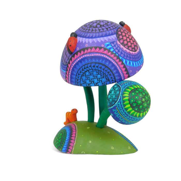 Ivan Fuentes: Fairytale Mushrooms Woodcarving