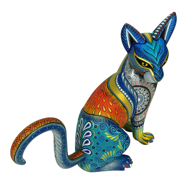 Laura Hernandez: Regal Cat Woodcarving