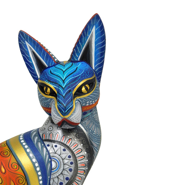 Laura Hernandez: Regal Cat Woodcarving