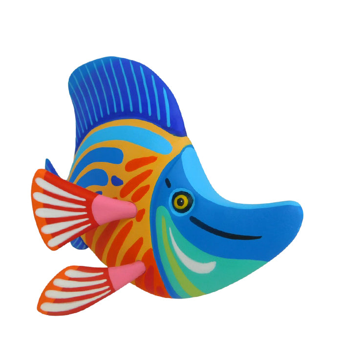 Luis Pablo: Tropical Fish Woodcarving