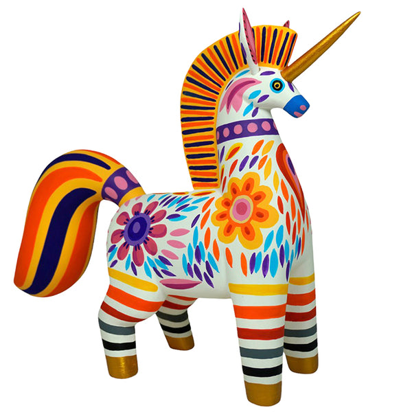 Luis Pablo: Fabulous Unicorn Woodcarving