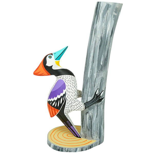 Luis Pablo: One Piece Woodpecker  Woodcarving