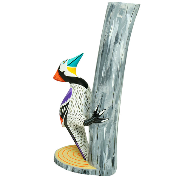 Luis Pablo: One Piece Woodpecker  Woodcarving