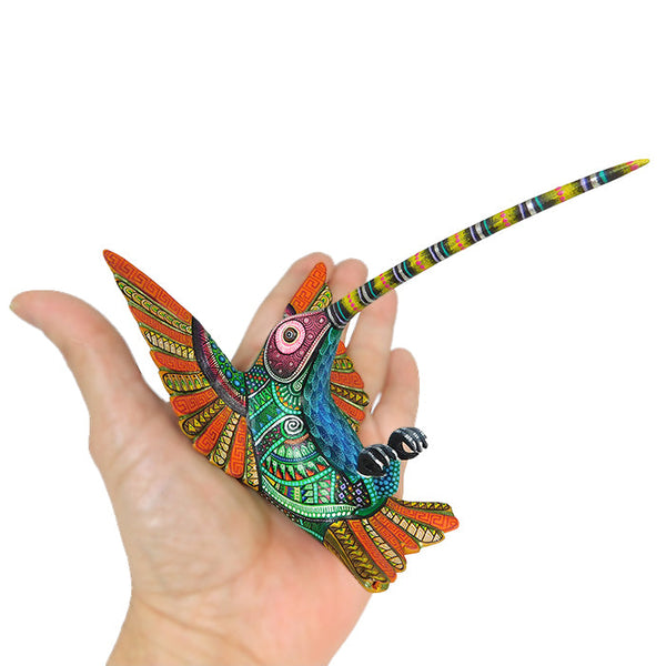 Manuel Cruz: Marvelous Spatuletail Hummingbird Woodcarving