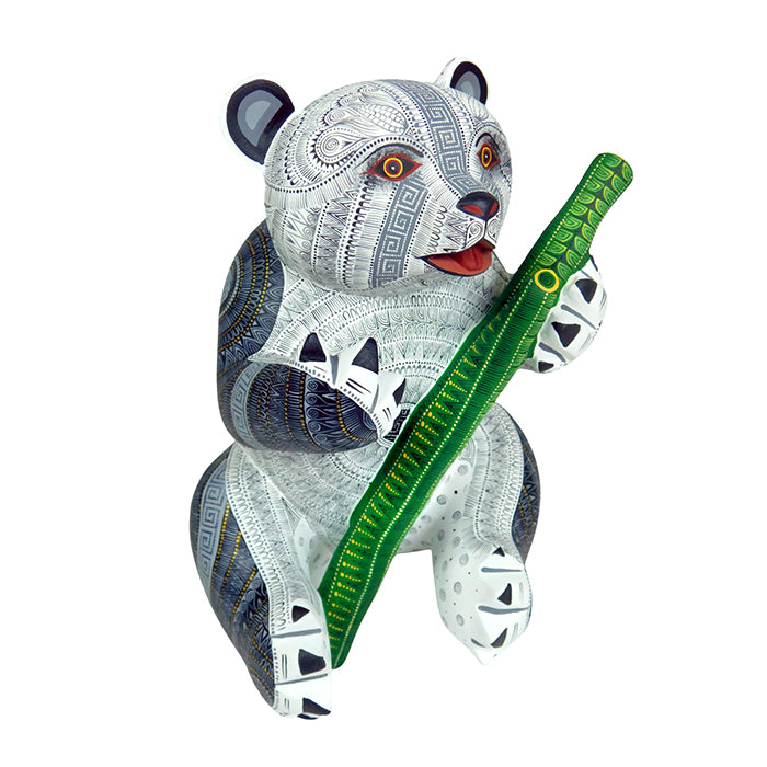 Rocio Fabian: Exquisite Panda Woodcarving