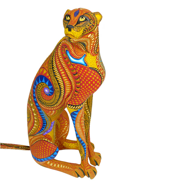 Tribus Mixes: Cheetah Woodcarving